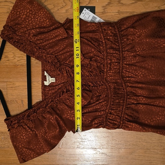 52SEVEN BRAND WOMEN'S COPPER TOP WITH RUFFLES SIZE MEDIUM - Picture 9 of 13